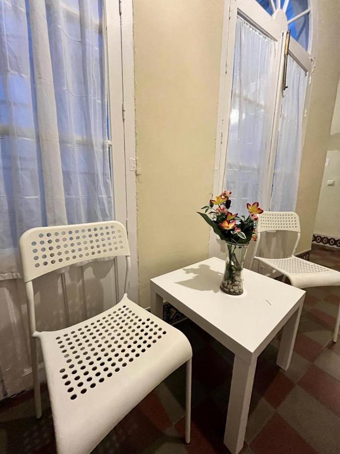 Pension Bienvenido Севилья Экстерьер фото